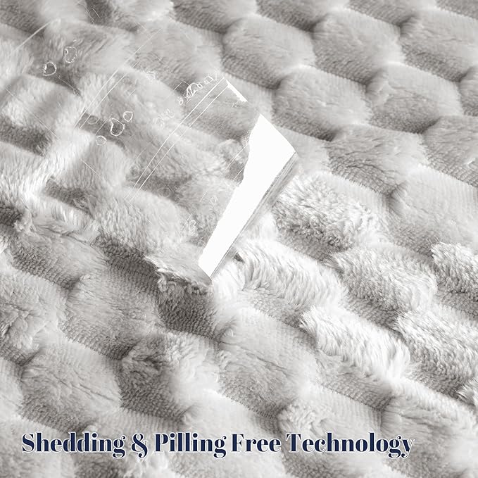 PHF Ultra Soft Flannel Fleece Throw Blanket, Lightweight 3D Jacquard Fleece Blanket, No Shedding, No Pilling, Luxury 340GSM Aesthetic Fluffy Cozy Throws for Couch Room Decor, 50"x60", Light Grey