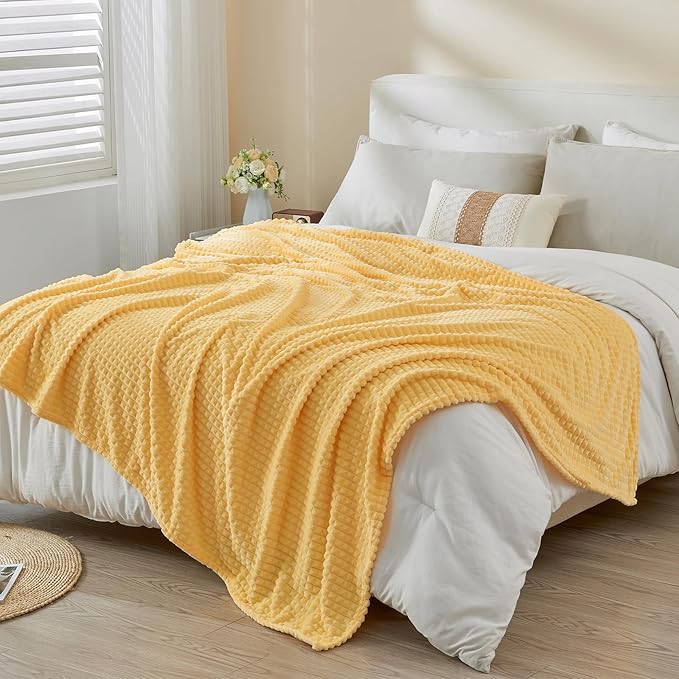 EMME Fleece Throw Blanket Luxury Flannel for Couch Bed Sofa Chair, Soft, Plush, Warm and Cozy Blanket with Geometric Grid Design (Yellow, 50'' x 60'')