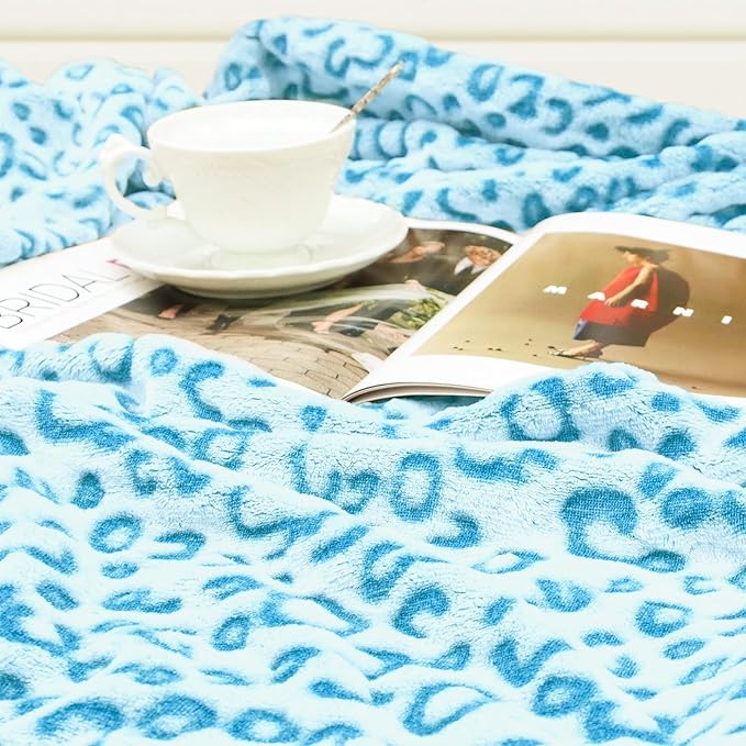 Fleece Blanket Sky Blue Throw Blanket Soft Cozy Fuzzy Toddler Blankets Cyan Blue Gifts Decor Stuff for Kids Girls Boys Women