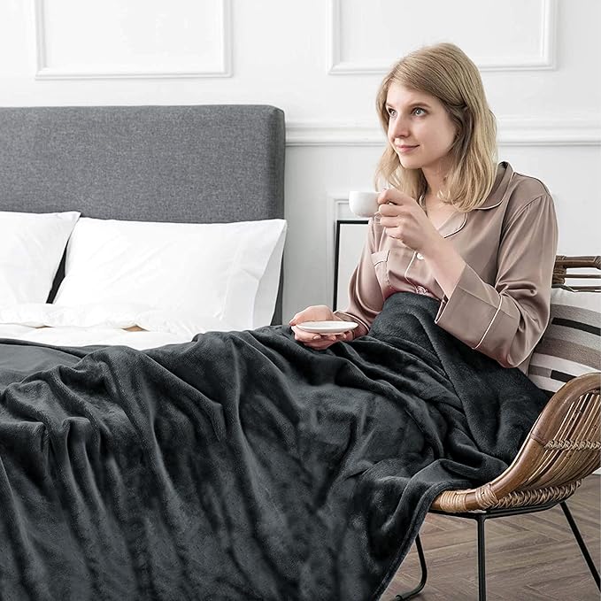 MOONLIGHT20015 Fleece Blanket 2 Pack - Super Soft Fluffy Black Throw Blanket for Sofa and Bed - Warm and Cozy Lightweight 400 GSM Microfiber Bed Throws Blankets, 50x60 Inches (Throw/Travel)