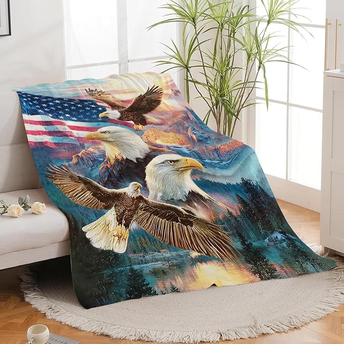 Bald Eagle Blanket for Boys Men Girls Women Soft Cozy Fleece American Flag Eagles Throw Blankets Gifts Warm Flannel Plush Lightweight Patriotic Decor for Couch Bed Sofa 50"X40"