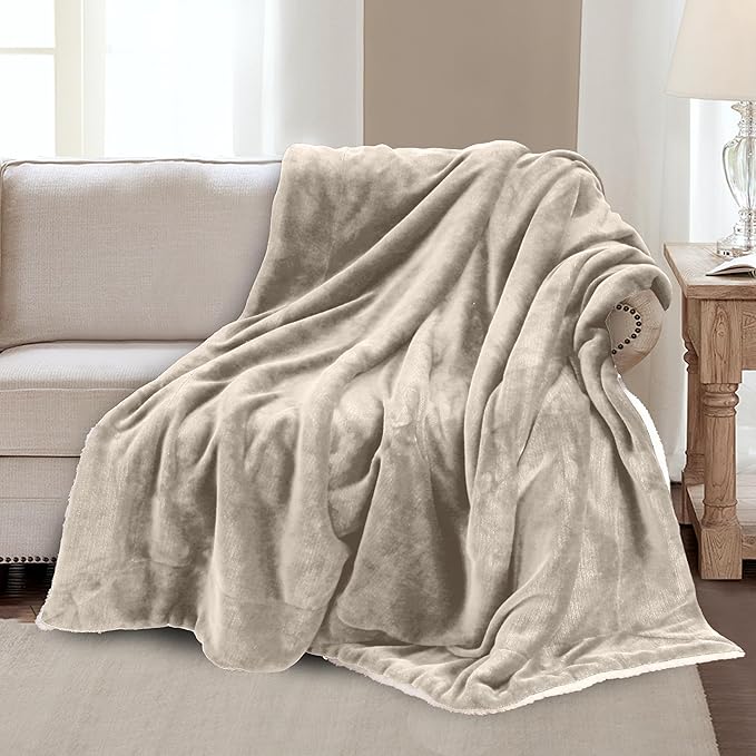Mocassi Premium Ultra-Soft Velvet Touch Flannel Fleece Sherpa Throw - Warm Cozy Reversible Plush Micromink Throw Blanket for Couch, Bed and Sofa - Fluffy, Christmas Winter Bedding Gift, Cream
