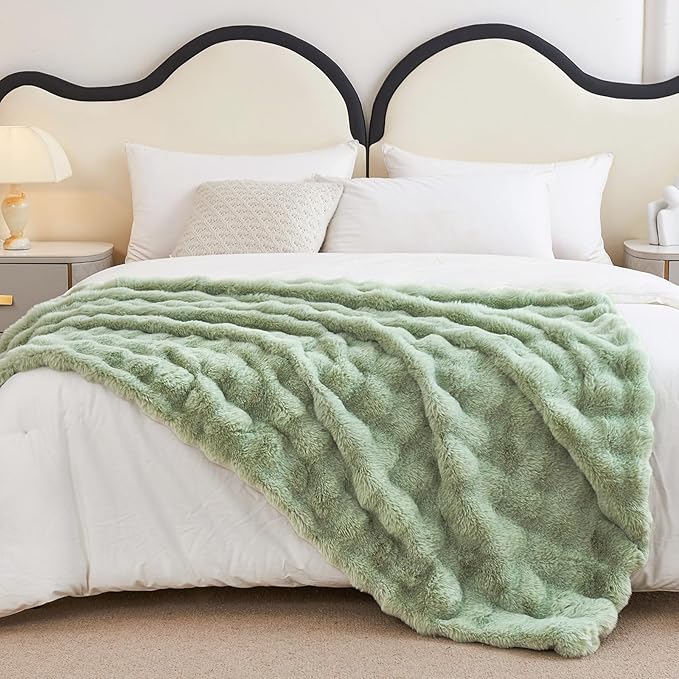 Faux Rabbit Fur Throw Blanket for Couch, Fluffy Warm Plush Thick Bubble Blanket for Bed Sofa Living Room, Soft Cozy Furry Blanket, 60x80 inches, Sage Green