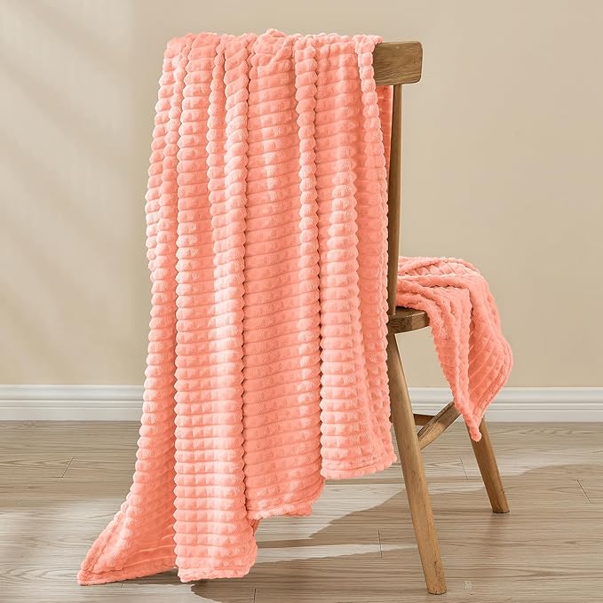 EMME Fleece Blanket Queen Size Luxury Flannel for Couch Bed Sofa Chair, Soft, Plush, Warm and Cozy Blanket with Geometric Grid Design (Pink, 80'' x 90'')