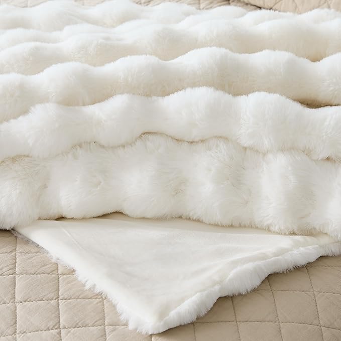 WDCOZY Luxury Ivory Bubble Throw Blanket, Cream White Faux Fur Mink Plush Throw for Couch, Sofa and Bed, Soft Fluffy Fuzzy Furry Cozy Blanket, Thick and Warm, 50x60 inches