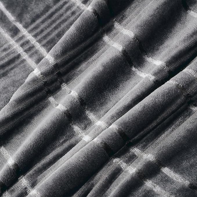 COOVA Oversized King Fleece Blanket 120x120 inches, Soft Cozy Warm Giant Extra Large 10'x10' Blanket for Bed, Sofa, Couch,Travel, Camping, California Huge Big Throw Blanket, Checkered Dark Grey