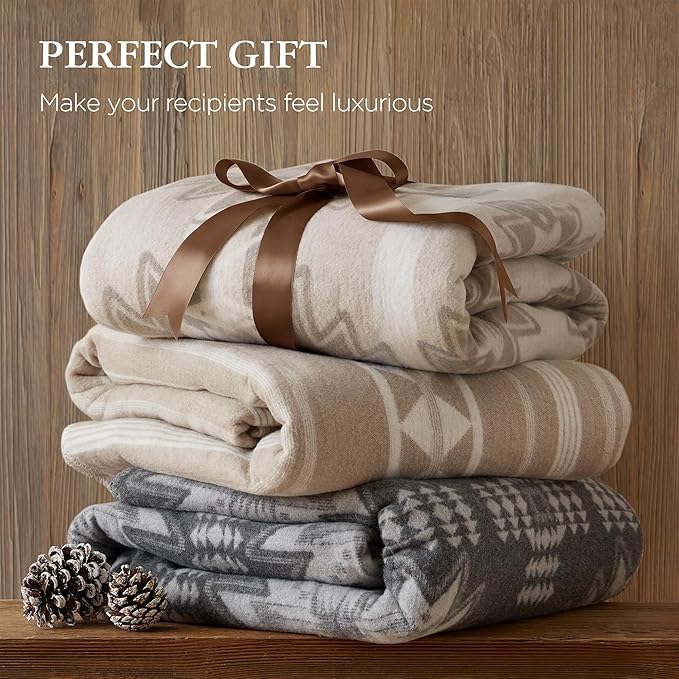 Woolrich Cotton Blend Jacquard Blanket with Whipstitch Edge, Lightweight All-Season Bed Blanket, Machine Washable, Oeko-TEX Certified, Grey Aztec, Full/Queen