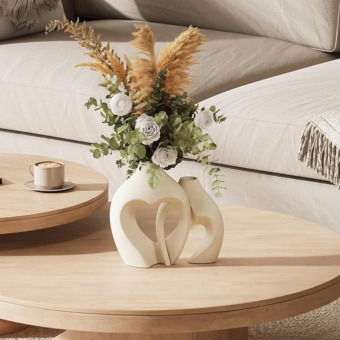 Zormon White Vases for Decor, Heart Shaped Ceramic Vase Set of 2, Nordic Heart Shaped Vases, Minimalist Decorative Vase for Table Centerpiece Wedding Dining Living Room Office House Decoration