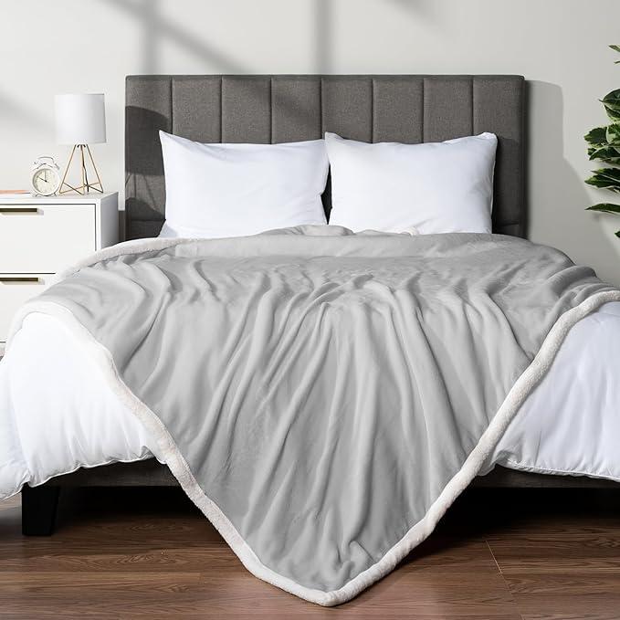 Pavilia Sherpa Fleece Blanket for Bed, Queen Size, Light Grey, Plush Soft Fuzzy, Cozy Reversible Winter Blanket for Women & Men, 90x90 Inches