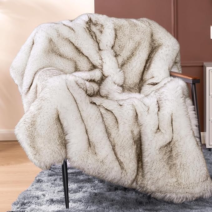 Touchat Luxury 1000GSM Faux Fur Throw Blanket, Super Heavy Thick Warm Cozy Blankets for Couch Bed Sofa, Plush Fuzzy Elegant Soft Reversible Mink Blanket for Living Room Bedroom, Twin Size,White