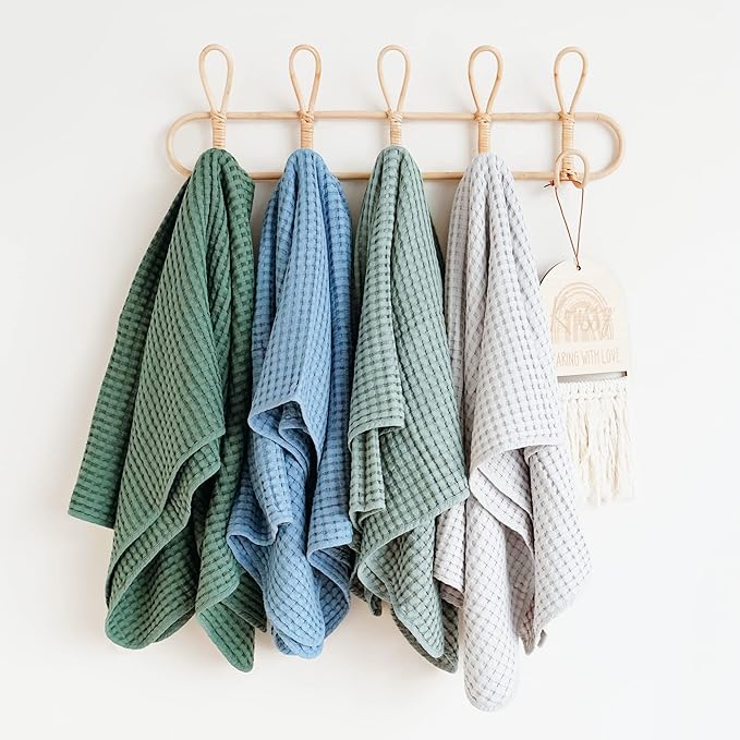 Konssy Waffle Baby Blanket - Soft & Cozy Nursery Swaddle Blanket, Lightweight Toddler Throw for Boys & Girls, Ideal for Wrapping(Light Green)