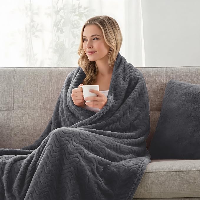 Exclusivo Mezcla Fleece Throw Blanket for Couch, Cozy Lightweight Blankets for All Season, Decorative Giftable Fuzzy Plush Wave Textured Throws for Women, Men, Dark Grey, 50x70 Inches