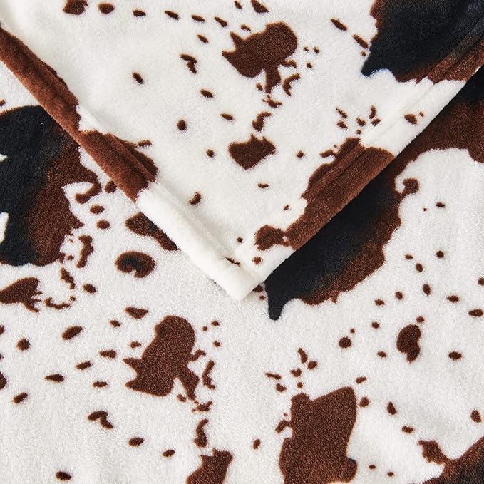 Flannel Cow Print Blanket 60"x80", Ultra Cozy Cow Throw Blanket for Couch Bed and Travel, Cow Decor Throw Blankets for Bed, All Seasons Twin Size Blanket 60"x80"