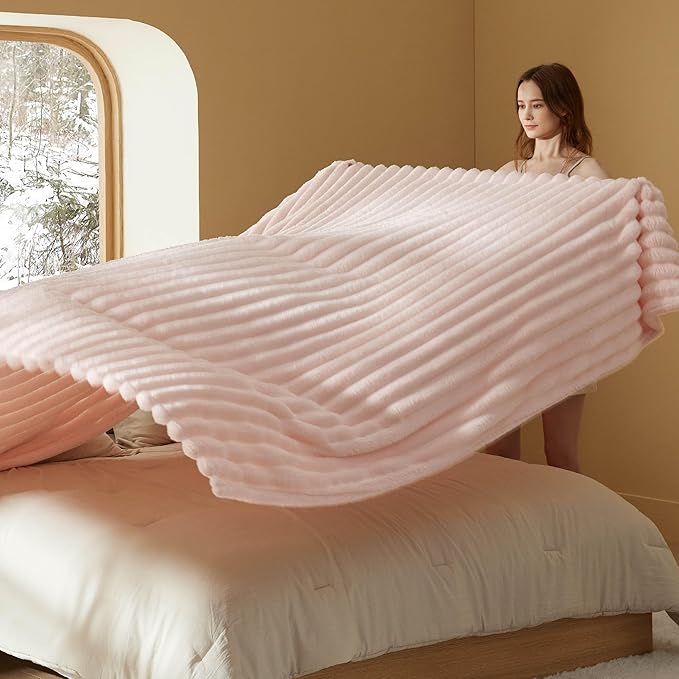 Bedsure King Size Blanket for Bed - 350GSM Super GentleSoft Fuzzy Fluffy Cozy Blankets for Women, Cute Large Plush Fleece Throws for Girls, Pink，108x90 Inches, Wider Striped Design