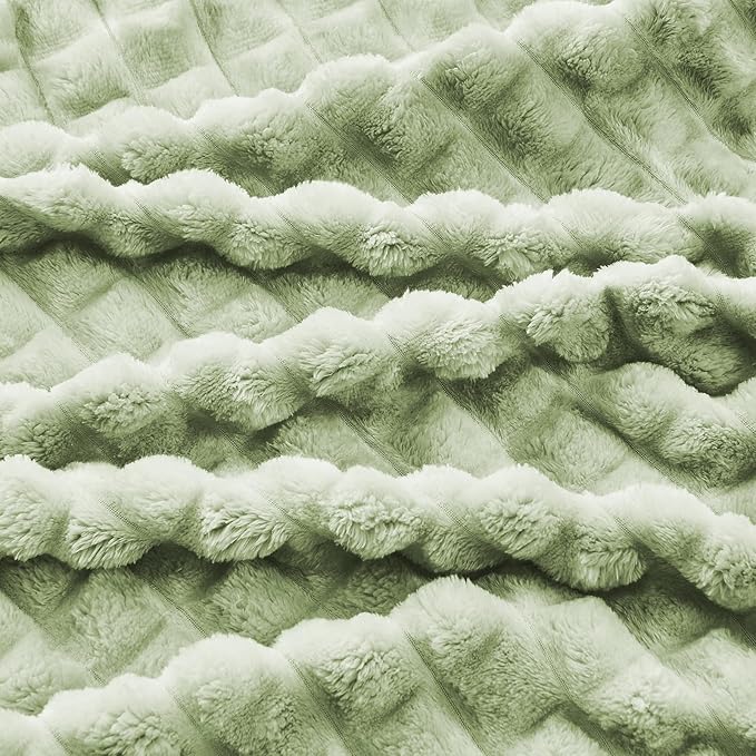 FY FIBER HOUSE Throw Blanket for Couch Soft Warm Fuzzy Twin Size Blankets for Sofa All Season Use, 60x80 Inches, Sage Green