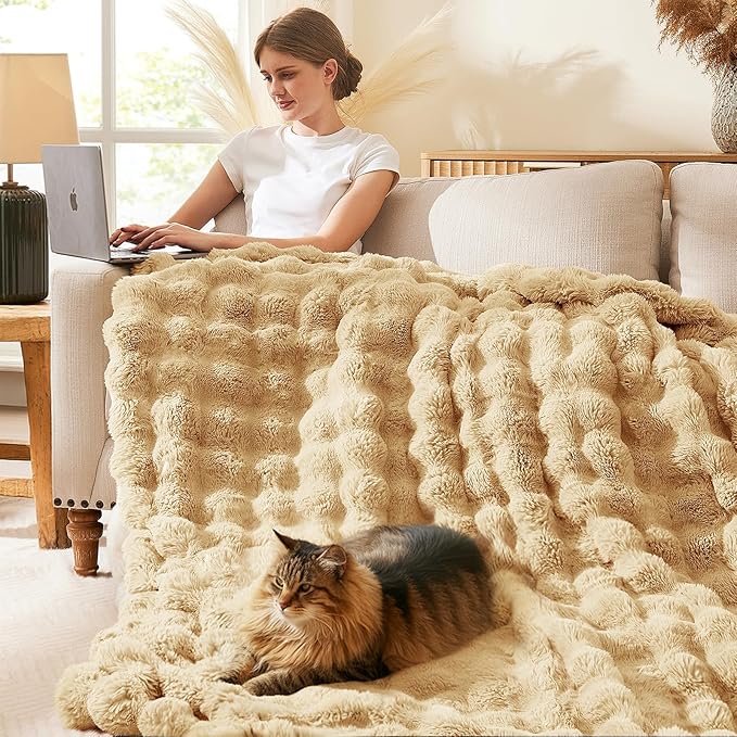L'AGRATY Faux Rabbit Fur Blanket: 50" x 60" Luxury Soft Fluffy Thick Fur Throw Blanket for Couch Bed - Cozy Plush Bubble Blankets for Winter: Warm Flannel Fleece Decorative Blanket(Milk Tea Brown)