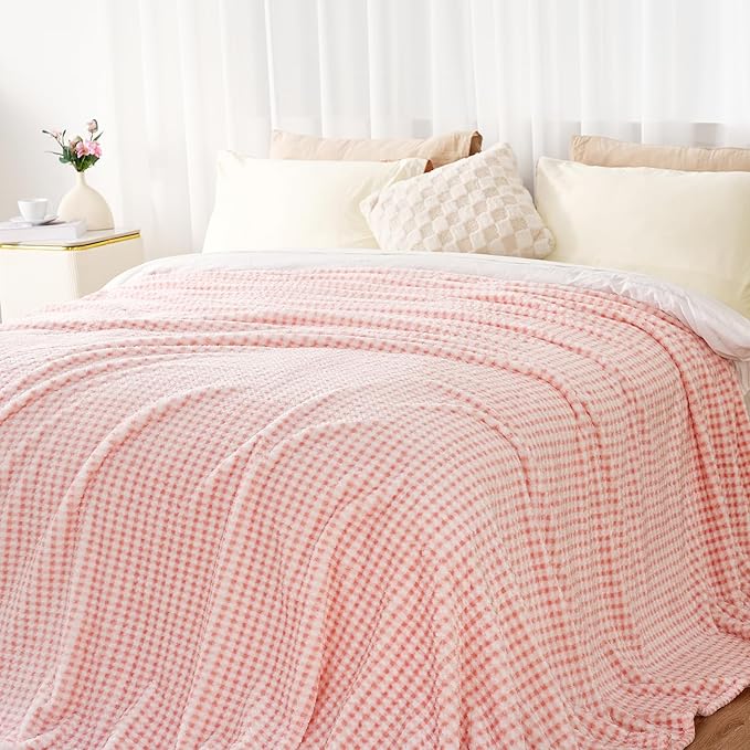 Zyrah Pink and White Fleece Twin for Couch Super Soft Twin Blanket Plaid Lightweight Decorative Fuzzy Cozy Blankets for Sofa Chair Bed 60x80 Inches