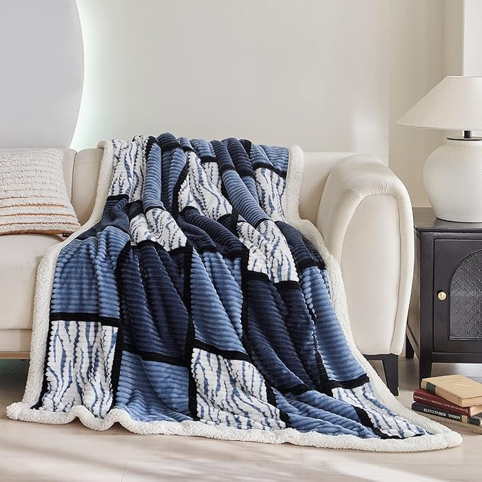 Sherpa Fleece Throw Blanket for Couch, Fluffy Plush Warm Fuzzy Blanket for Women and Men, Cozy Thick Soft Twin Blanket for Bed, Black-White, 80x90 Inches