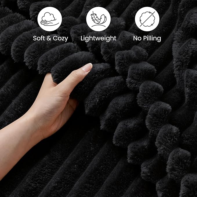Joiedomi Twin Blanket for Bed, Soft & Warm Black Fleece Blankets Gifts for Women Men Mom, Cozy Cute Soft Throw 60x80 Inches