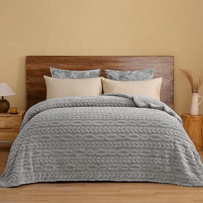 PHF Ultra Soft Sherpa Fleece Blanket Twin Size 60" x 80", 510GSM Fleece Lightweight Yet Warm Blanket for Winter Bed, No Shedding, No Pilling, Tufted Jacquard for Luxury Home Decor, Grey