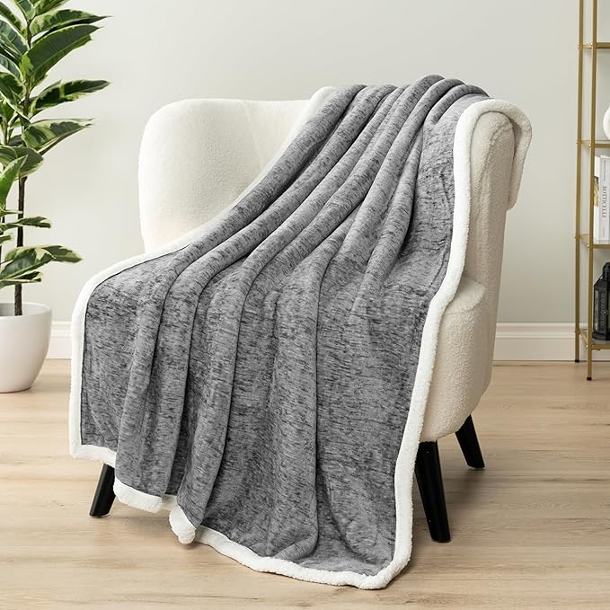 Premium Sherpa Melange Throw Blanket for Twin Bed, Couch, Sofa by Pavilia | Soft, Fluffy, Plush, Warm, Cozy | Charcoal Gray Lightweight Microfiber, Modern Luxury Reversible TV Blanket | 60 x 80 Inches