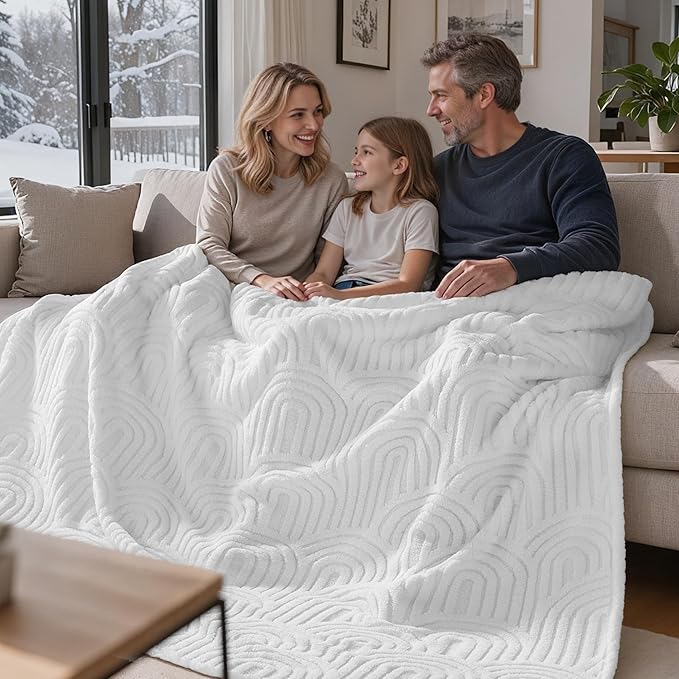 Joiedomi Queen Size Blanket for Bed, Soft White Fleece Blankets Gifts for Women Mom Girls, 280GSM Cozy Cute Soft Throw Home Room Decor Aesthetic Gifts 90x90 Inches