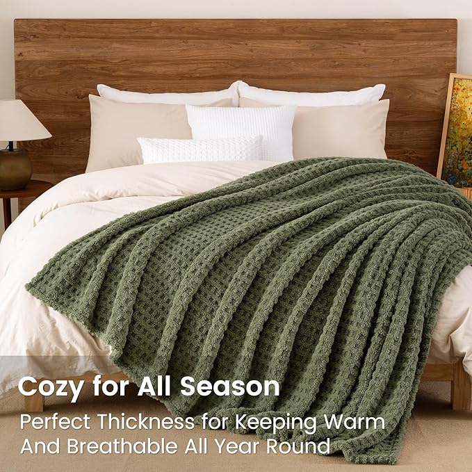 David's Home Ultra Soft Fleece Blanket King Size for Bed, Plush Shaggy Fluffy 3D Jacquard Waffle Throw for Couch, Warm Lightweight for Fall Winter,Fuzzy Aesthetic Room Decor,108x90 inches,Dark Olive