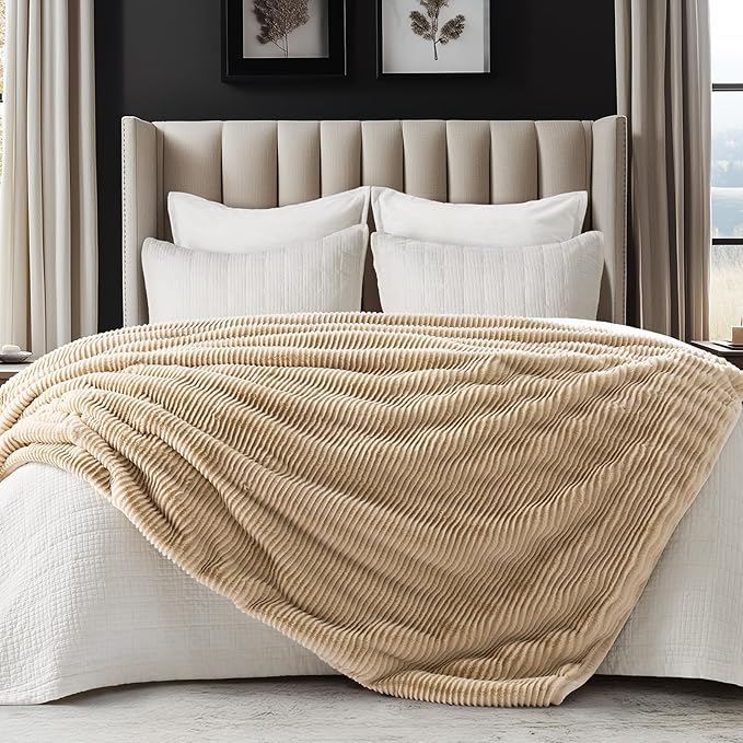 EVERGRACEHOME Ultra Soft Faux Fur Throw Blanket for Couch, Luxury Sculpted Texture Faux Rabbit Fur Blanket for Bed, Fluffy Thick Plush Warm Fuzzy Throw, 920GSM (Beige, 60''x80'')