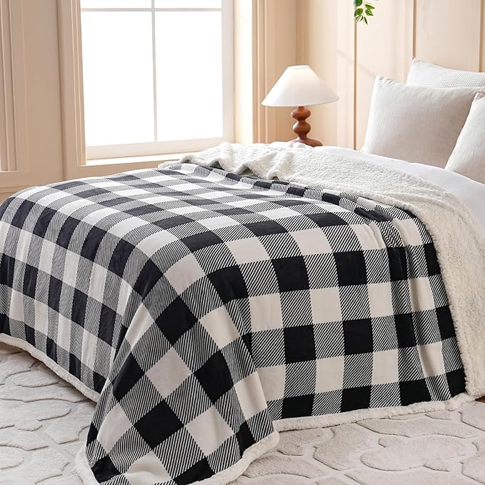 Sherpa Fleece Throw Blanket for Couch, Fluffy Plush Warm Fuzzy Blanket for Women and Men, Cozy Thick Soft Twin Blanket for Bed (Black, 60"*80")