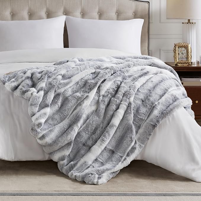 Hyde Lane Luxury Fluffy Faux Rabbit Fur Throw Blanket - Ultra Soft Cozy Blankets for Sofa, Couch, Bedroom | Warm Thick Fuzzy Throws As a Gift, Snow Lynx, 50"x60"