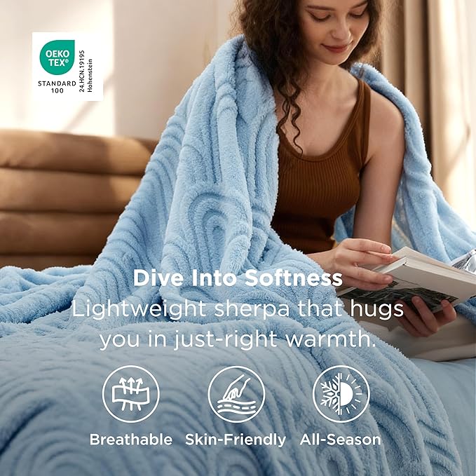 Bedsure GentleSoft Fleece Blanket Queen Size for Bed - Super Soft & Cozy, Fluffy Blankets for Women & Girls, Ideal for Sofa & Couch, Blue, 90x90 Inches