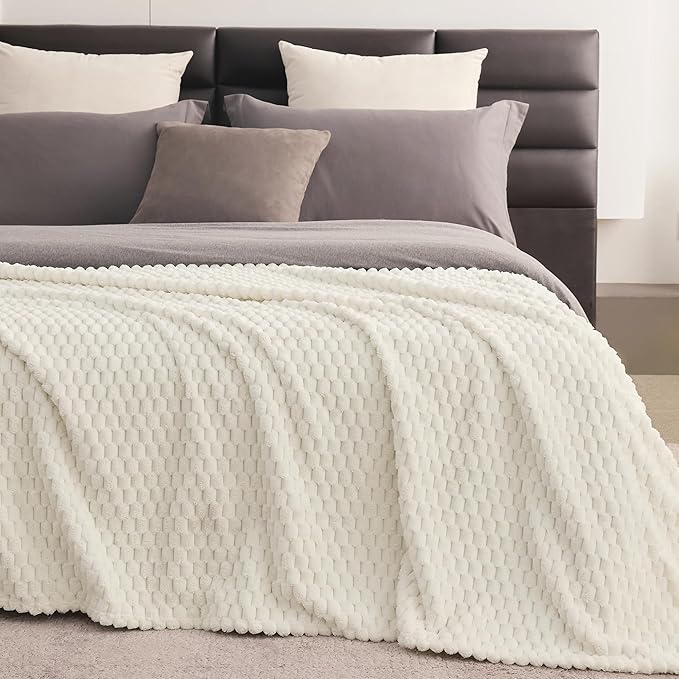 Super Soft Fleece King Size Blanket 90x90 Inches for Bed, Premium Silky with 3D Imitation Turtle Shell Jacquard Decorative Blankets, Lightweight and Cozy for Living Room.Ivory