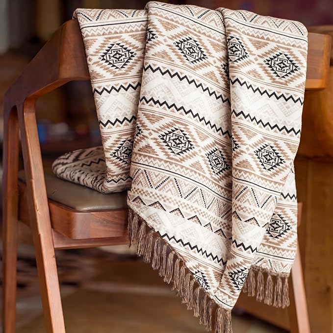 CASAAGUSTO Boho Throw Blanket - Brown White Decorative Blankets with Tassel, Printed Flannel Bohemian Blanket for Chair, Bed, Sofa, Couch(60 * 80, Brown White)