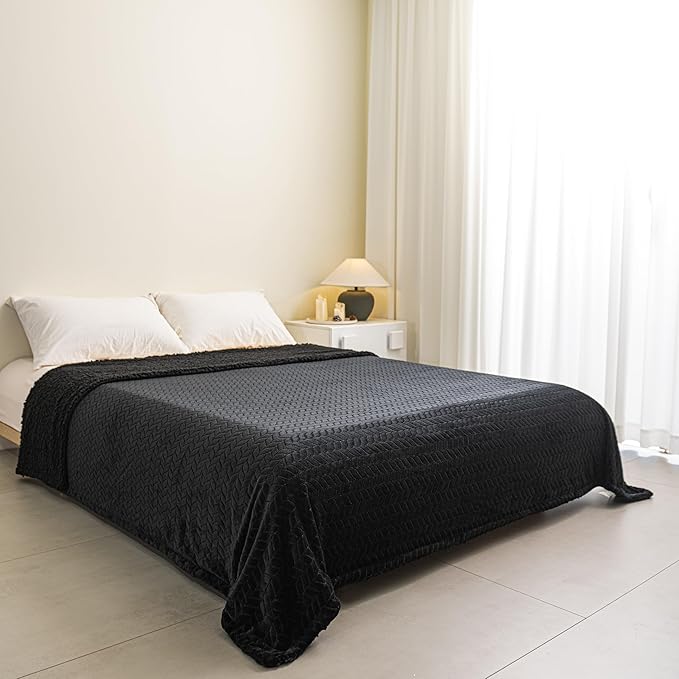 K.Garden Black Fleece Throw Blanket – Ultra-Soft Flannel Cozy Throw for Adults, Lightweight Leaves Design Fuzzy Blanket for Couch, Sofa, Bed & Office. Warm Plush All-Season Blanket, 50 * 60 Inches