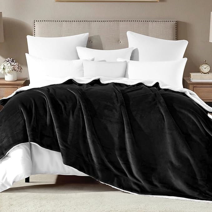 Mocassi Premium Ultra-Soft Flannel Fleece Sherpa Throw Blanket - Warm Cozy Reversible Plush Micromink Blanket for Couch, Bed and Sofa - Fluffy, Christmas Winter Bedding Gift, Full, Black