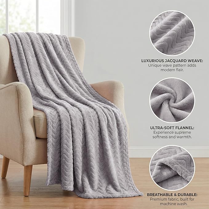 Exclusivo Mezcla Queen Blanket for Bed, Cozy Lightweight Fleece Blankets for All Season, Decorative Giftable Fuzzy Plush Wave Textured Suitable for Women, Men, Light Grey, 90x90 Inches