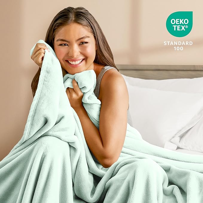 Bare Home Fleece Blanket - Throw/Travel - Ultra-Soft Lightweight for Bed, Sofa, and Couch - Luxury Microplush - Cozy Warm Blanket (Throw/Travel, Spring Mint)