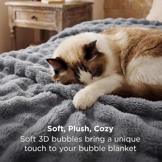 Bedsure 3D Fleece Bubble Blanket - GentleSoft Grey King Blanket for Bed Sofa Room Decor - Luxury Soft Cozy Gifts for Women, Lightweight, All Seasons, Grey, 108"×90"