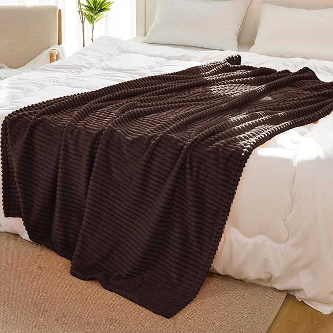 Vessia Flannel Fleece Twin Size Blanket, 300GSM Cozy Brown Stripe Bed Blanket for Couch, Sofa and Bed, Warm and Soft Chocolate Microfiber Ribbed Home Decor for All Season