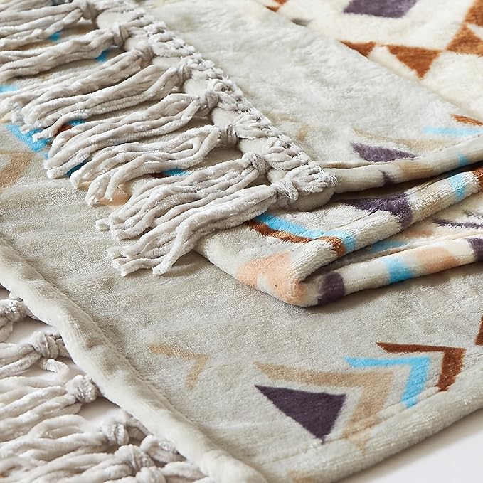 CASAAGUSTO Boho Throw Blanket - Green and Beige Decorative Blankets with Tassel, Printed Flannel Bohemian Blanket for Chair, Bed, Sofa, Couch(50 * 60, Green and Beige)