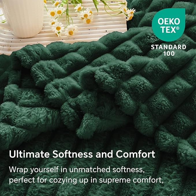BEDELITE Emerald Green Throw Blanket Twin Size for Bed- Super Soft and Warm 3D Checkered Fluffy Fuzzy Fleece Blanket, Luxurious Plush Cozy Blanket for Room Decor Fall and Winter, 60x80 inches
