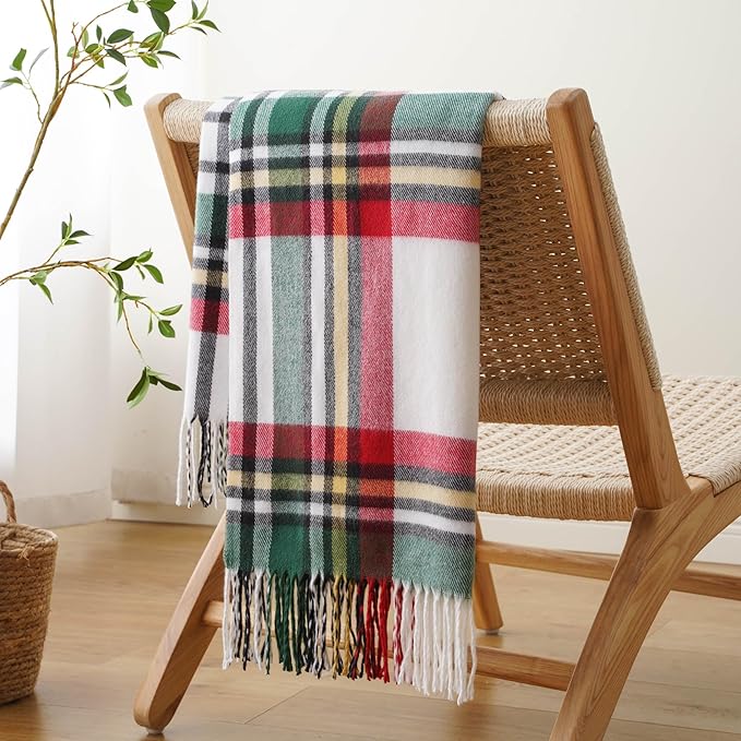 BATTILO HOME Christmas Green Plaid Throw Blanket for Couch Bed, Decorative Red Green Blanket Throw, Buffalo Checkered Plaid Blankets and Throws Farmhouse Style for Home Christmas Decor 50"x60"