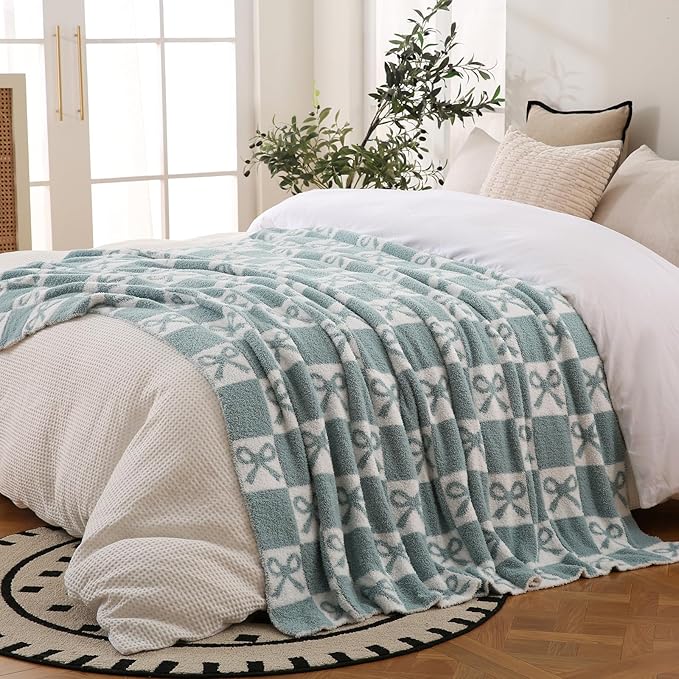 YIRUIO Blue Checkered Knit Throw Blanket - with Bow Pattern for Women Daughter & Son, 60x80 Twin Size Ultra Soft Microfiber Reversible,Fluffy Fuzzy Cozy Throw for Bed, Sofa & Couch, Home Decor