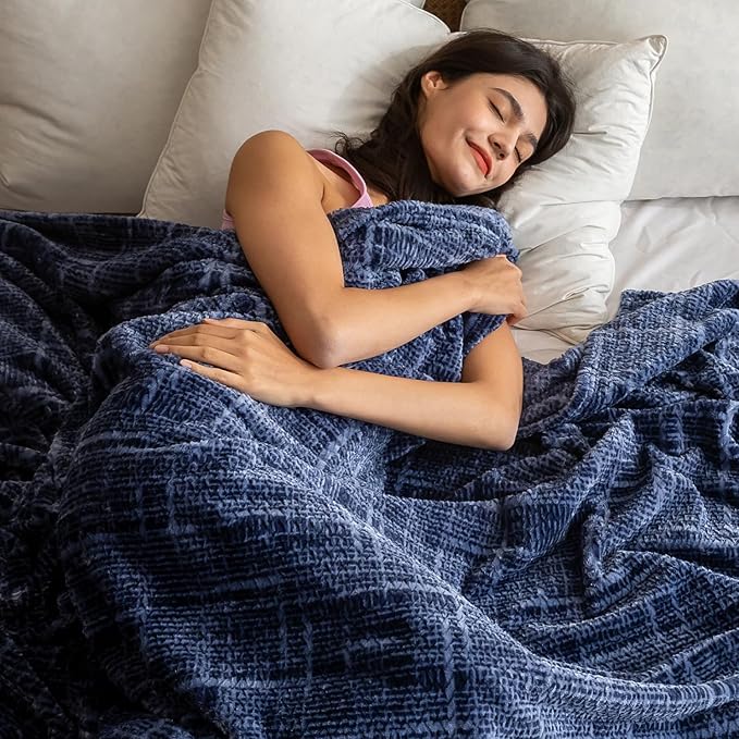 COOVA Fleece Bed Blanket Twin Size, Super Soft and Cozy 3D Jacquard Warm Blankets, Lightweight and Fuzzy Throw for Couch, Sofa, Chair, Giftable (Navy Blue, 60"x80")
