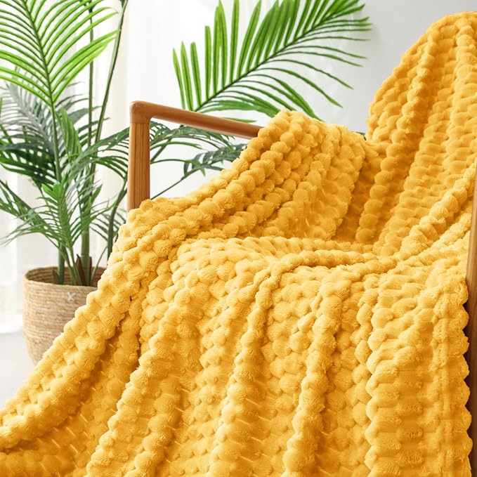 Exclusivo Mezcla Fleece Queen Blanket for Bed, Extra Large Fuzzy Mustard Yellow Bed Blankets, Soft Cozy Plush Sofa Throws for All Seasons, 90x90 Inches