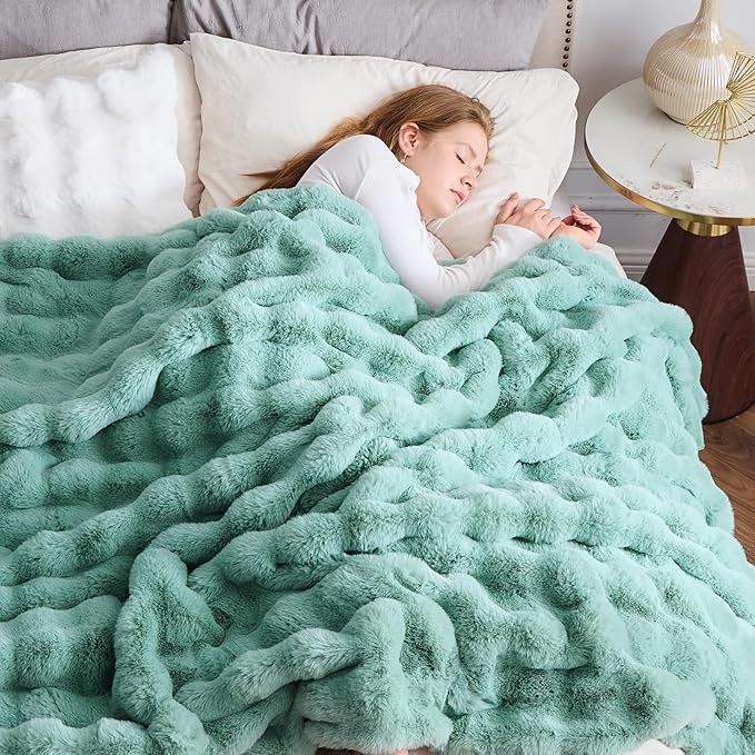 NEWCOSPLAY Faux Fur Throw Blanket Sage Green Luxury Fluffy Thick Warm Bubble Blanket for Couch Sofa Bed 1000GSM (New Sage Green Bubble Thick, Throw(50"x60"))