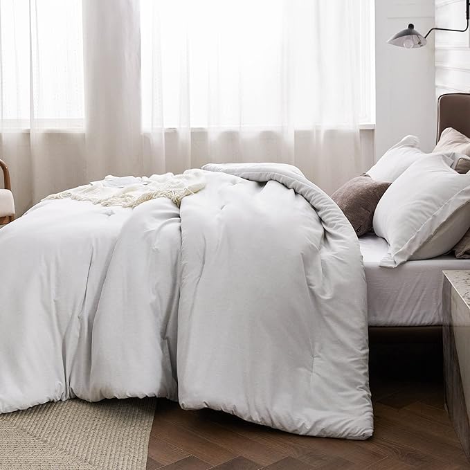Bedsure Twin/Twin XL Comforter Set - Grayish White Soft Bedding for All Seasons, Cationic Dyed Bed Set, 2 Pieces, 1 Twin Size Comforter (68"x88") and 1 Pillow Sham (20"x26"+2")