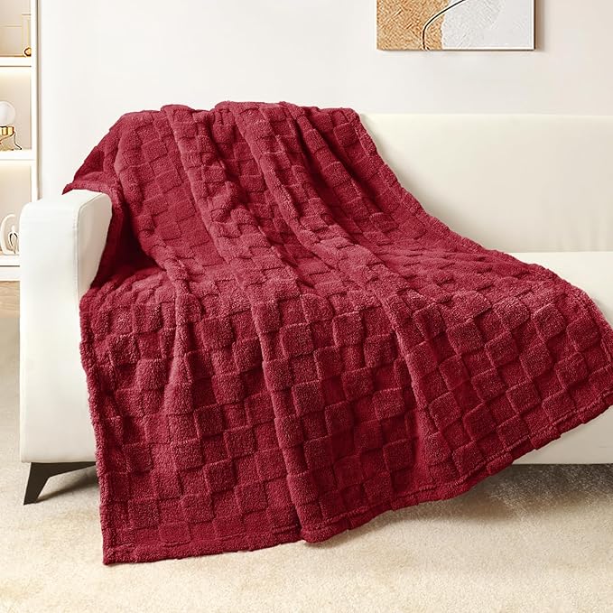 Exclusivo Mezcla Fleece Throw Blanket for Couch,Super Soft and Warm Lightweight Checkered Pattern Blankets for All Seasons, 50x60 Inches, Deep Red