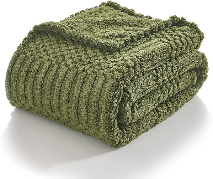 lifein Throw Blanket for Couch-Olive Green Boho Throw Blanket, Soft Fleece Plush Lightweight Blankets&Throws for Spring, Fuzzy Moss Green Blanket for Livingroom Bed Sofa Chair (50x60, Green)