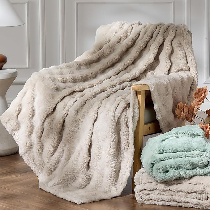 NEWCOSPLAY Throw Blanket for Couch Linen Super Soft Flannel Fleece 3D Bubble Lightweight Bed Blanket All Season Use (Linen, Throw(50"x60"))